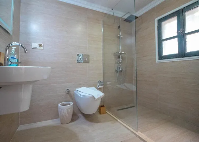 Leila Private Pool *