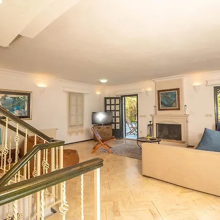 Leila Private Pool *